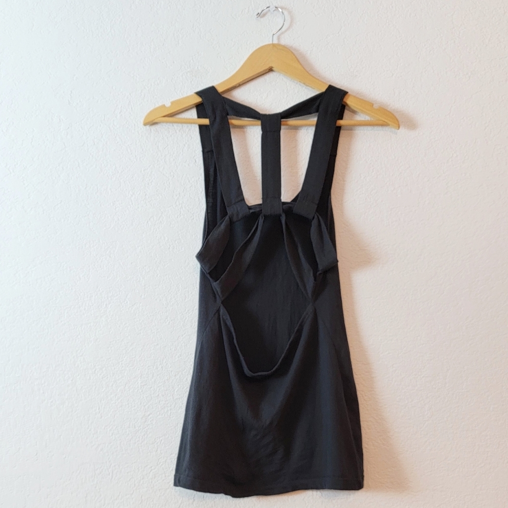 Fabletics Black Cut Out Strappy Womens Gym Yoga Atheltic Tank Top